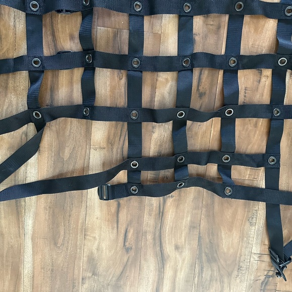 Dirty Dog Pet Cargo Net - Picture 6 of 12